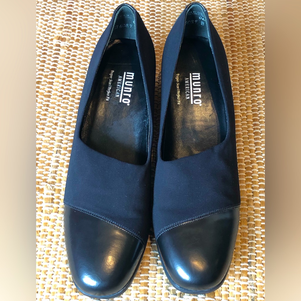 Nwot Munro Blk Heels Sz 10 Luxury Brand Known For Comfort
